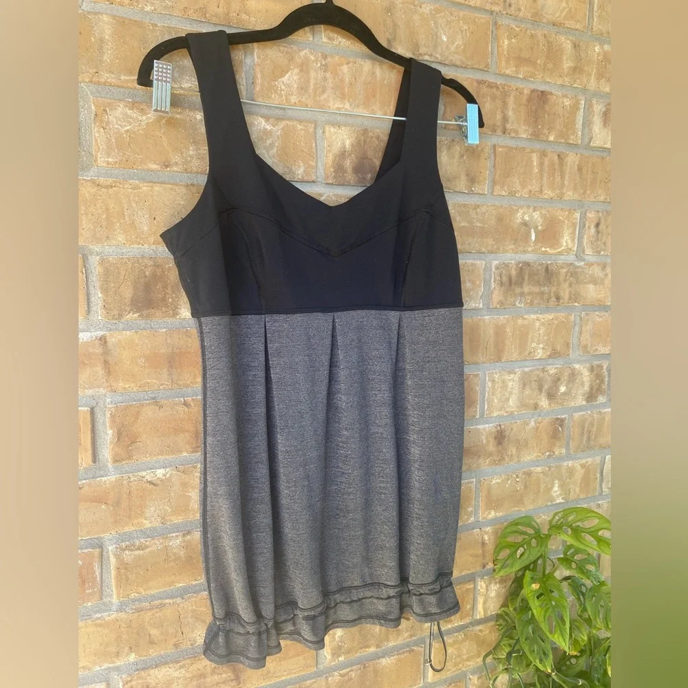 Lululemon Run: Tame Me Tank Top Black Size 8 - Picture 5 of 8